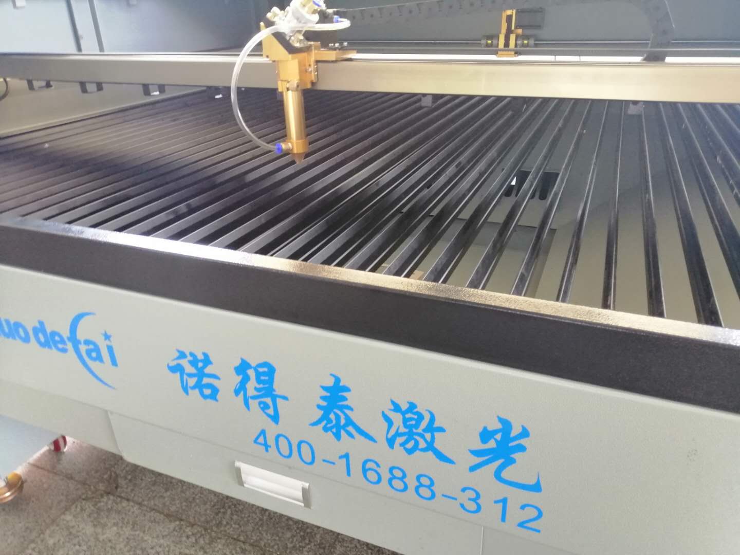 系統(tǒng)對(duì)于小型激光切割機(jī)影響有哪些？