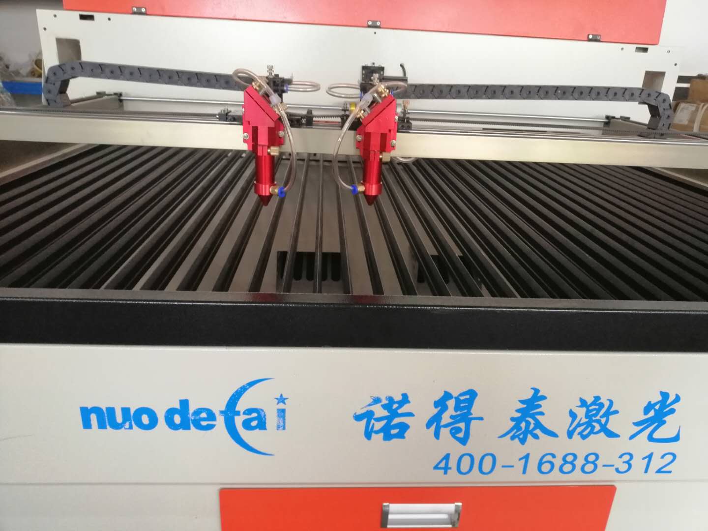 紙張柔性材料與板材在激光切割機設備應用中還是有區(qū)別？