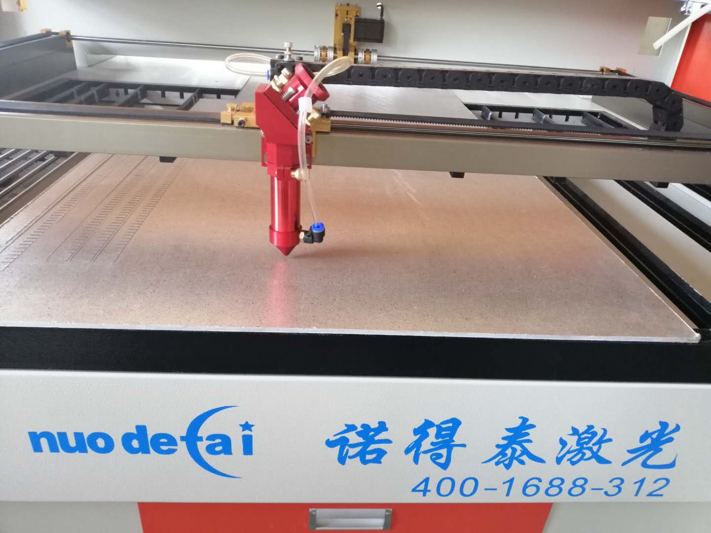 云母板使用激光切割機加工有哪些技術(shù)性難題？