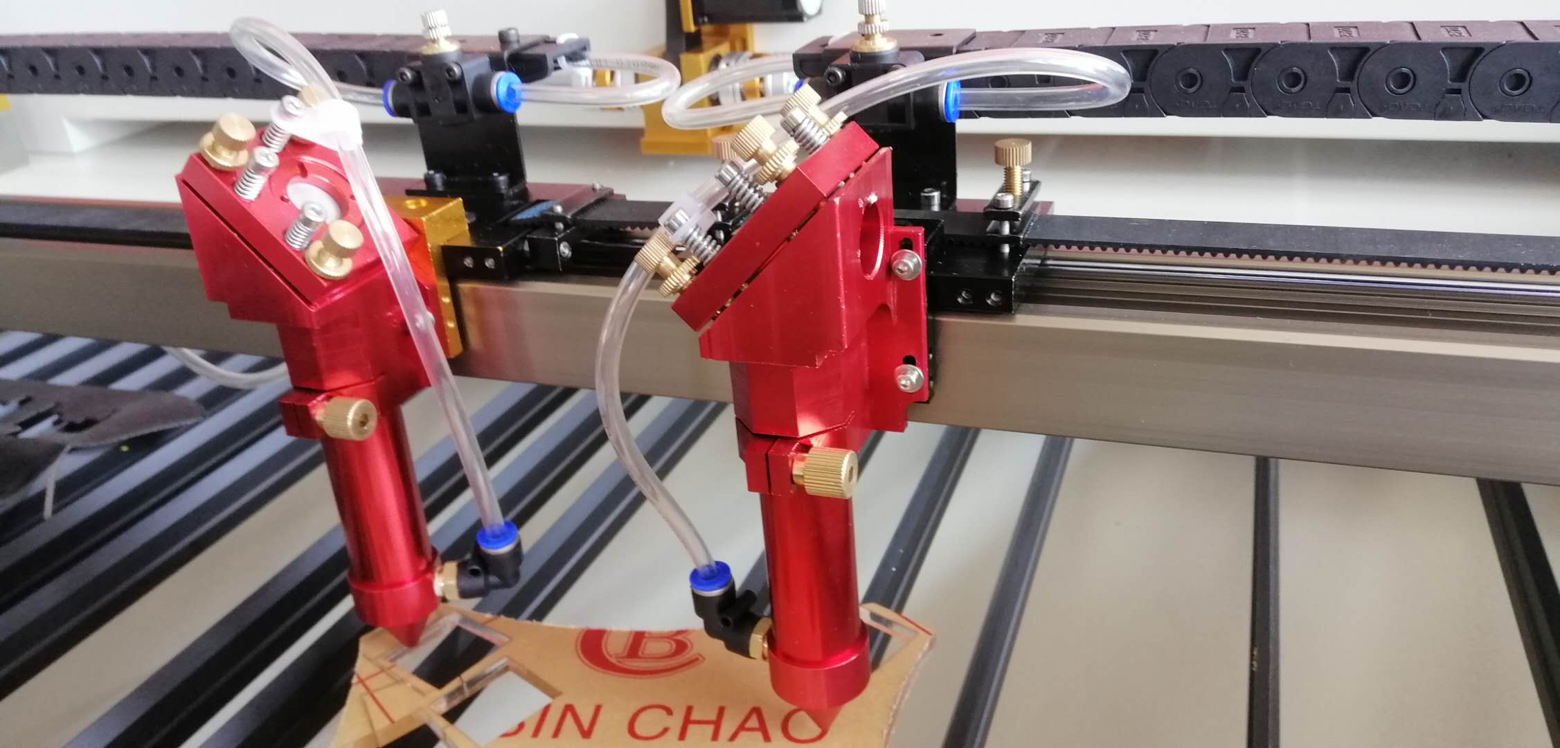你知道小型激光割機工作原理嗎？